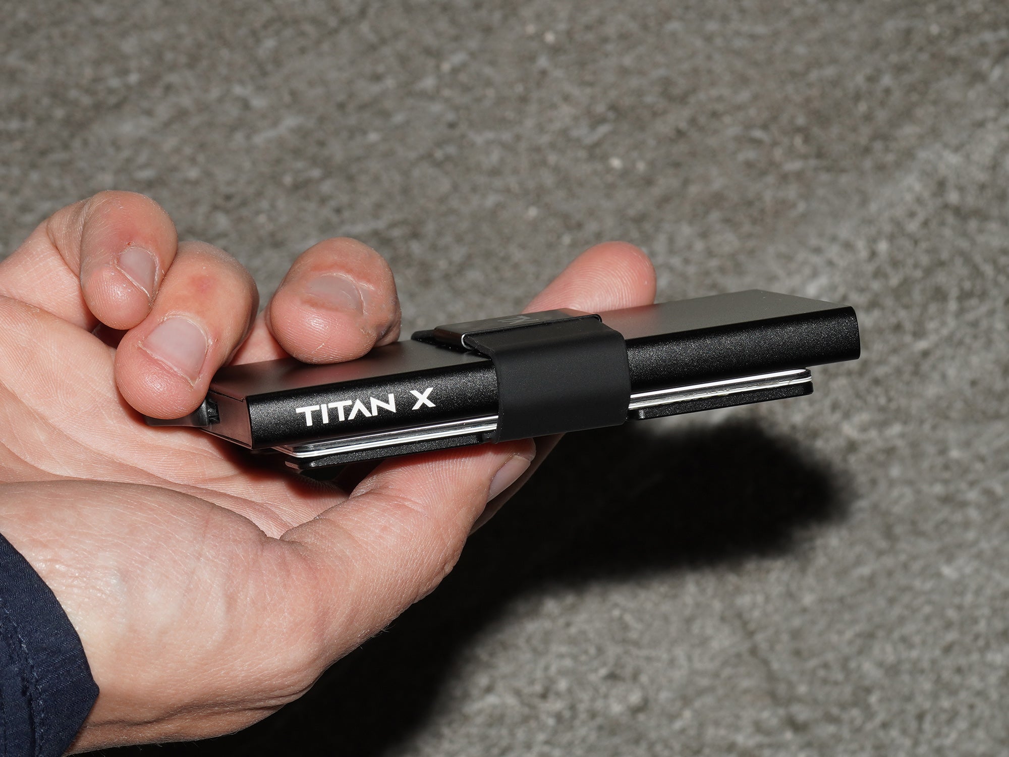titan x hybrid edition sideways, full titan x logo