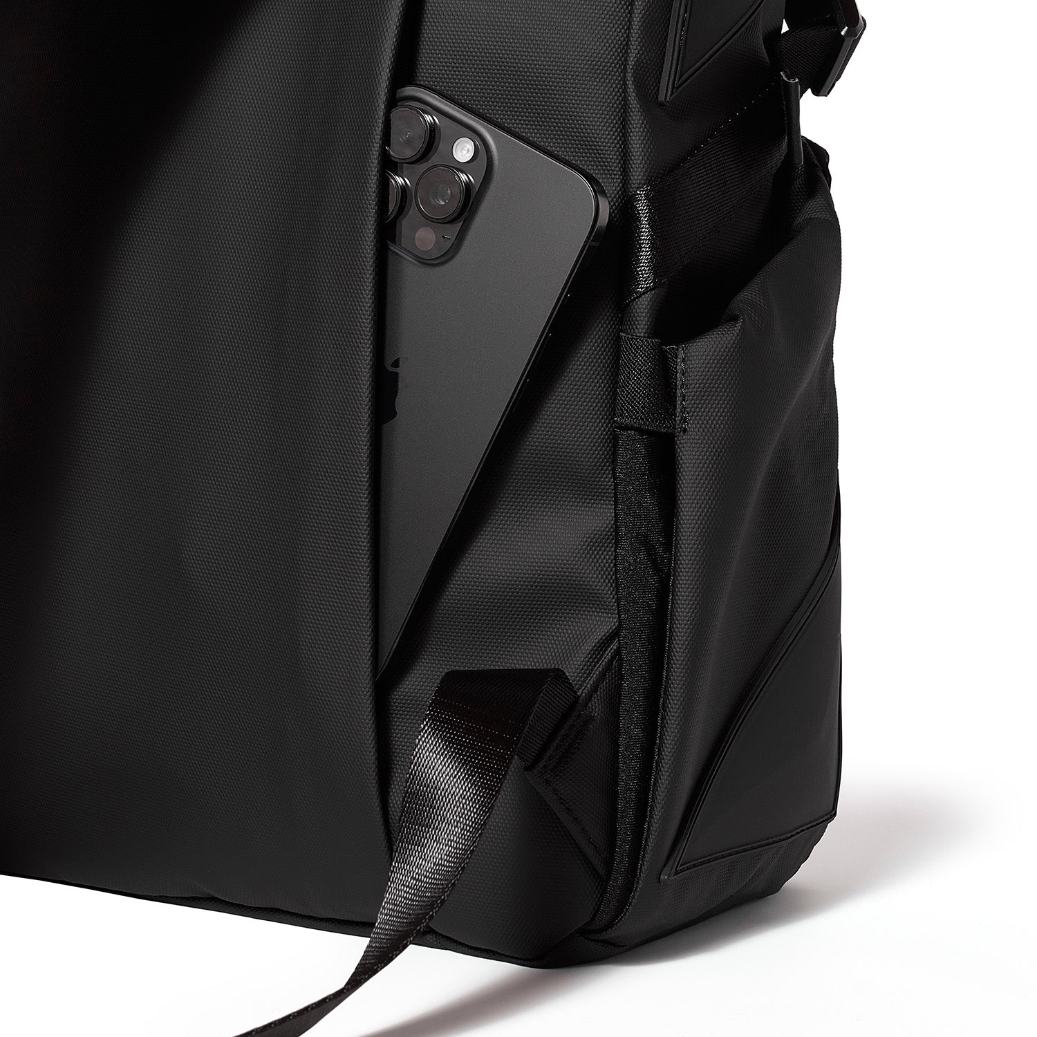 The Compact Backpack 15L