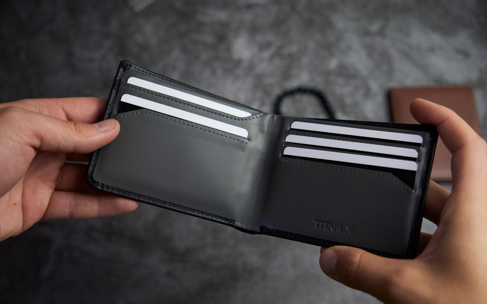 TITAN X Classic Edition, Slim, Minimalist Leather Wallet